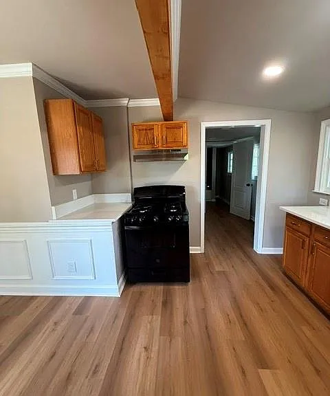 920 Cardinal Dr — Photo 6