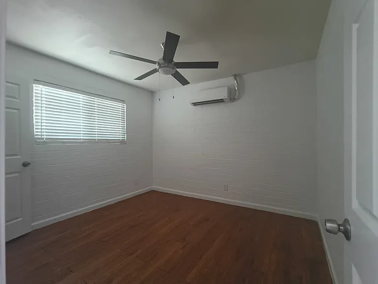 6423 S 10th St #10 — Photo 4