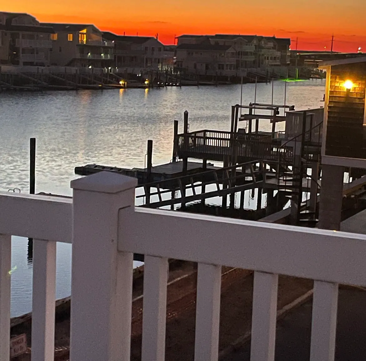 5 bed, 2120 sqft, $4,500 — Photo 3