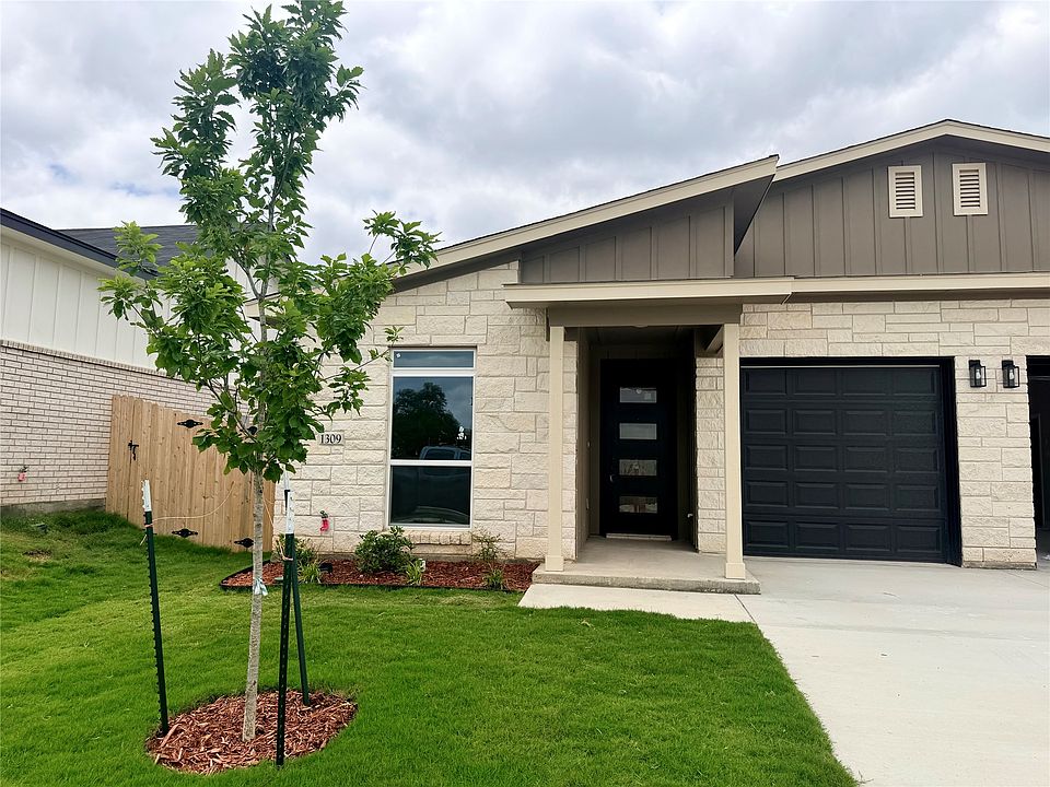 1st image of 1309 Lone Pine Way