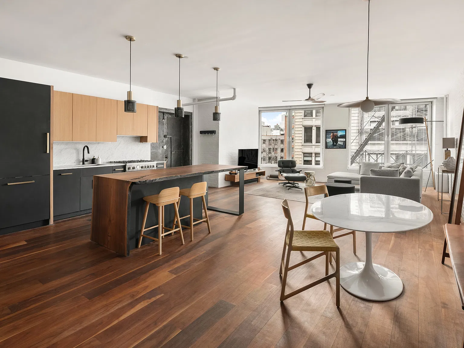 242 Lafayette Street — Photo 1