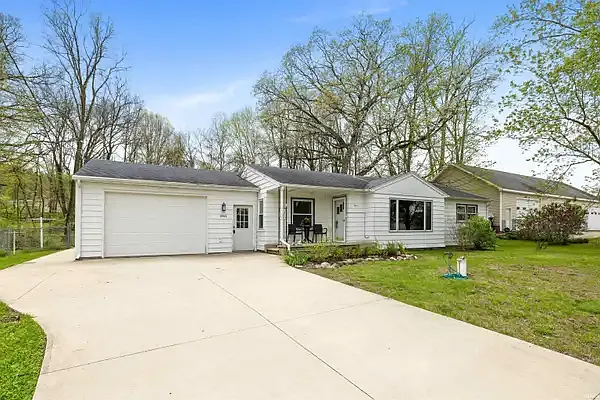 3955 W Shady Side Rd