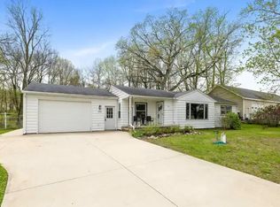 3955 W Shady Side Rd, Angola, IN 46703