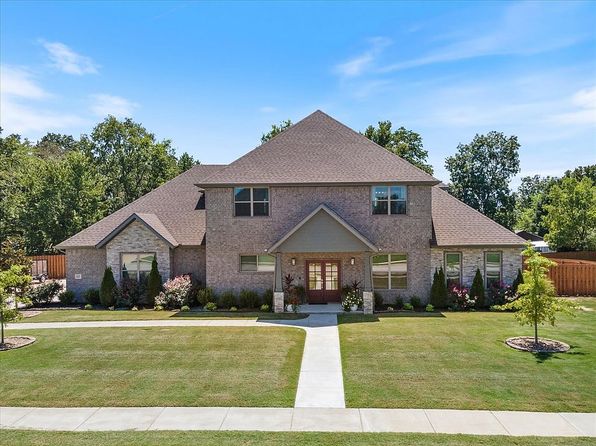 1575 Lake Estates Dr