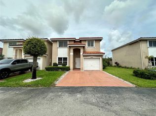 16341 SW 100th Ter, Miami, FL 33196