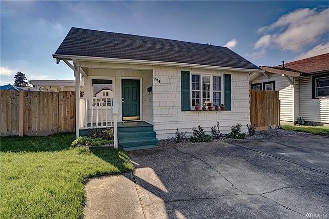 1st image of 724 5th Ave NW