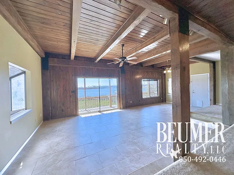 15025 Innerarity Point Rd — Photo 2