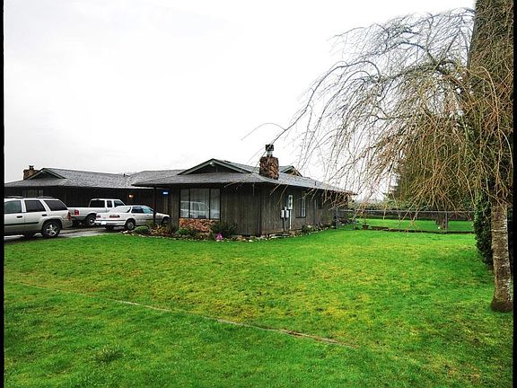 Large yard fenced in back
