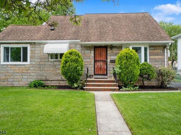 82 Addison Pl, Clifton City, NJ 07012