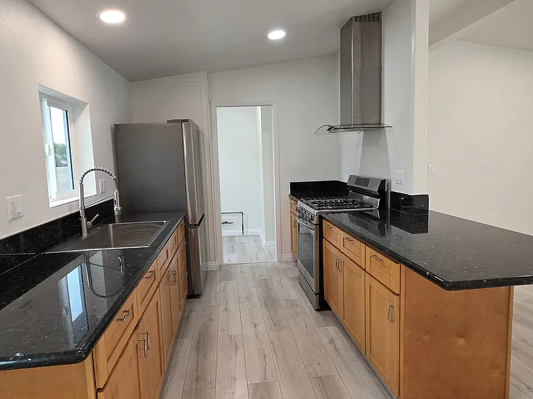 10790 Keenan Pl — Photo 5