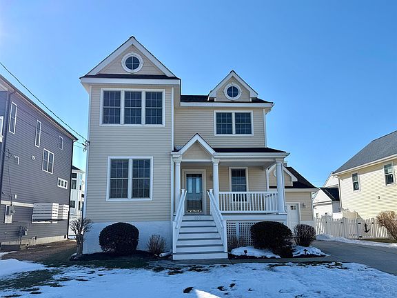 2nd image of 110 Victoria Ln