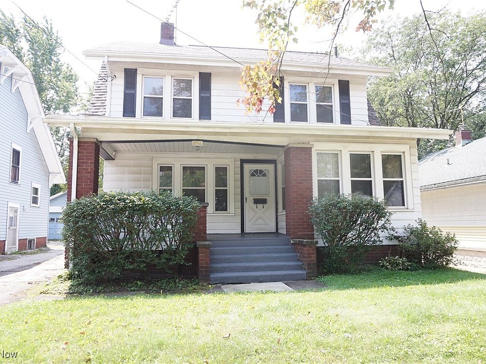 1st image of 896 Lakewood Blvd