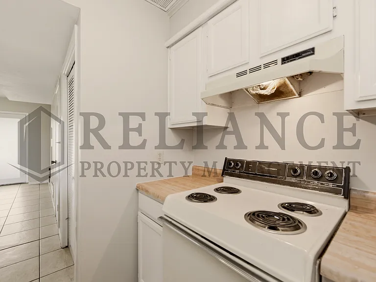 7302-3 W Douglas Ave — Photo 21