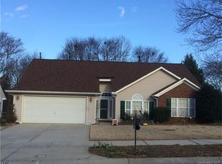 13508 Planters Row Dr, Charlotte, NC 28278