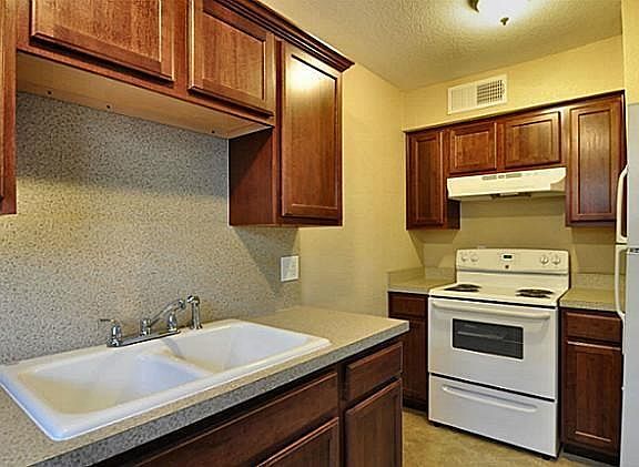 4th image of 5814 Worth St APT 4