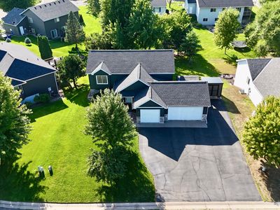 8138 Hunter Lake Dr, Clear Lake, MN, 55319