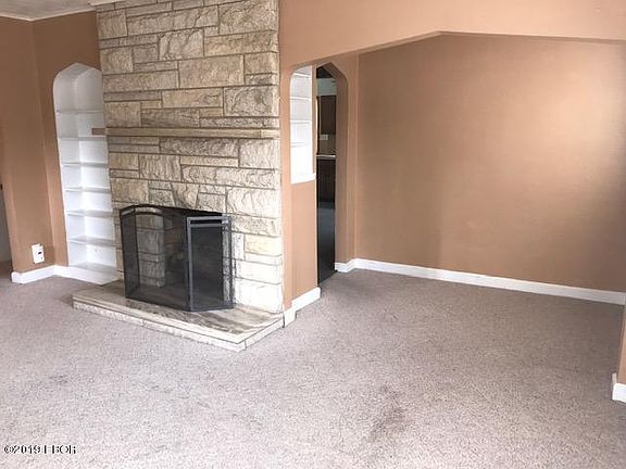 5th image of 302 S Oakland Ave