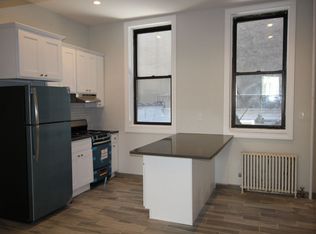194 Union St #1R, Brooklyn, NY