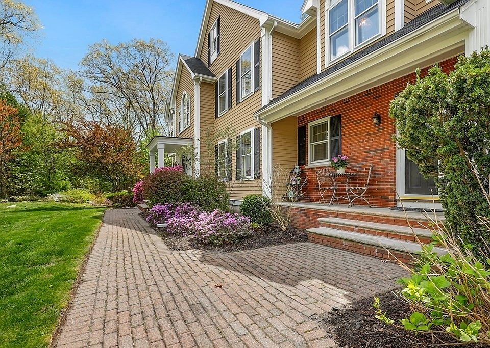 180 Lancaster Rd, North Andover, MA 01845 | Zillow