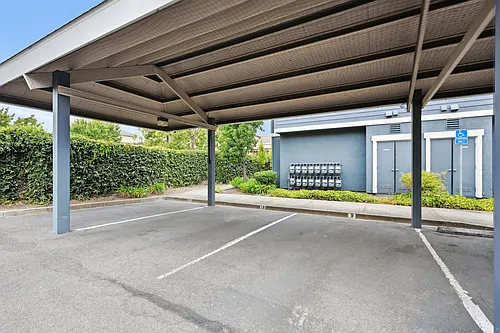 Marketplace Apartments Photo 1