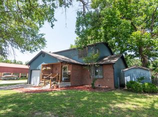 518 Tank St, Neodesha, KS 66757