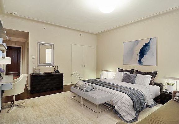 3rd image of 55 Wall St APT 824