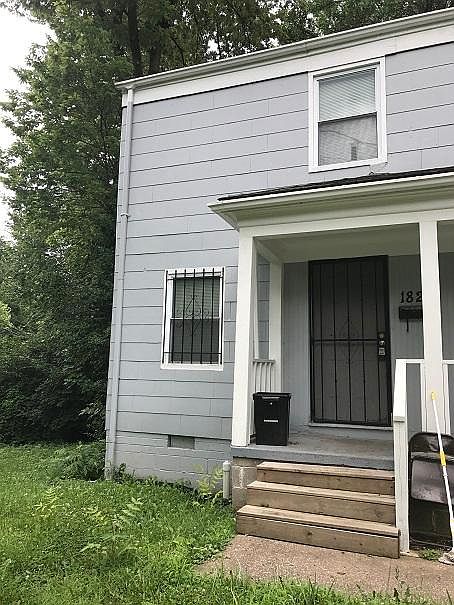 1st image of 1823 E 74th Ter