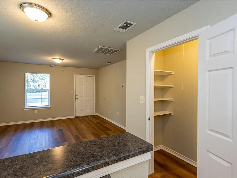 4120 Brandon St — Photo 11