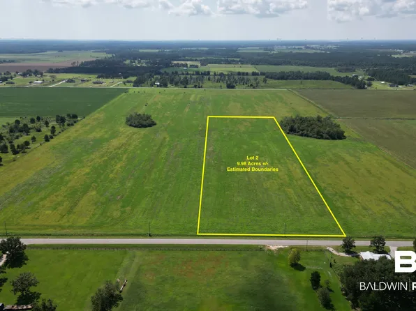 2 Gardner Rd, Elberta, AL 36530