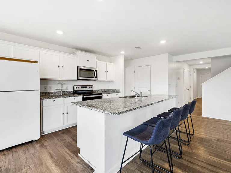 206 Venard Way — Photo 16
