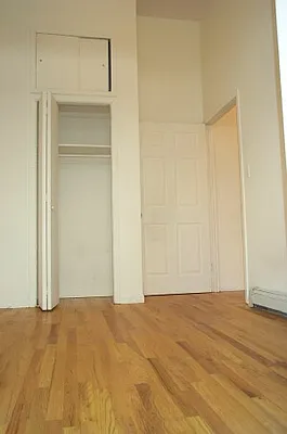 Rented by Tower Brokerage | media 10