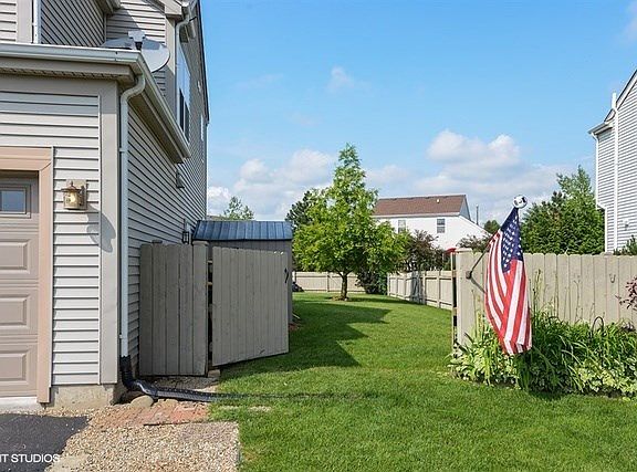 4th image of 10650 Rushmore Ln