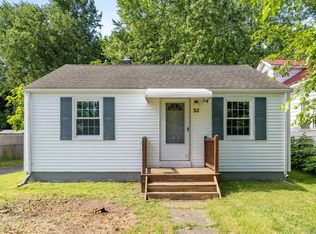 32 Midian Ave, Windsor, CT 06095
