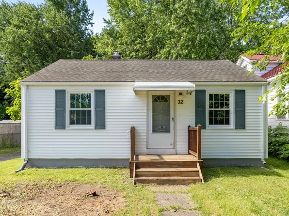 32 Midian Avenue, Windsor, CT 06095