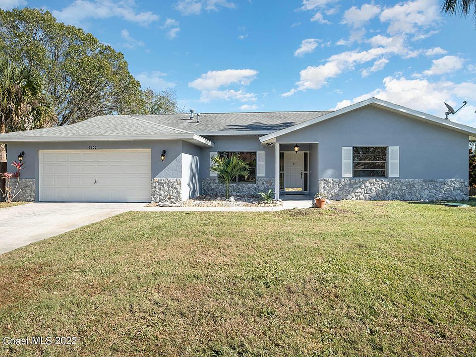 1st image of 2306 Woodlawn Cir