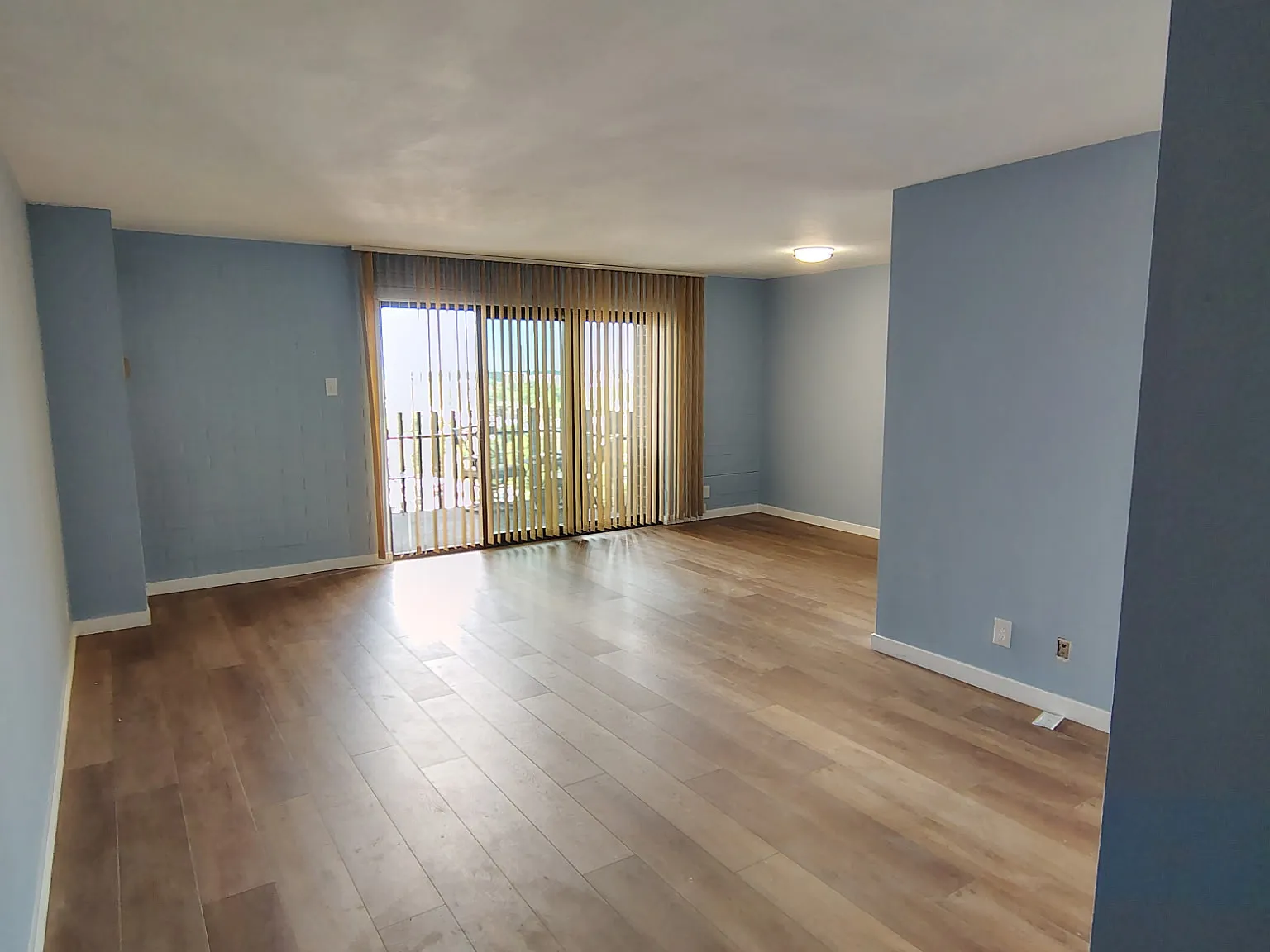 1 bed, 768 sqft, $2,600 — Photo 3