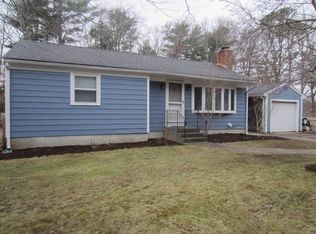 41 Cromesett Rd, Wareham, MA 02571