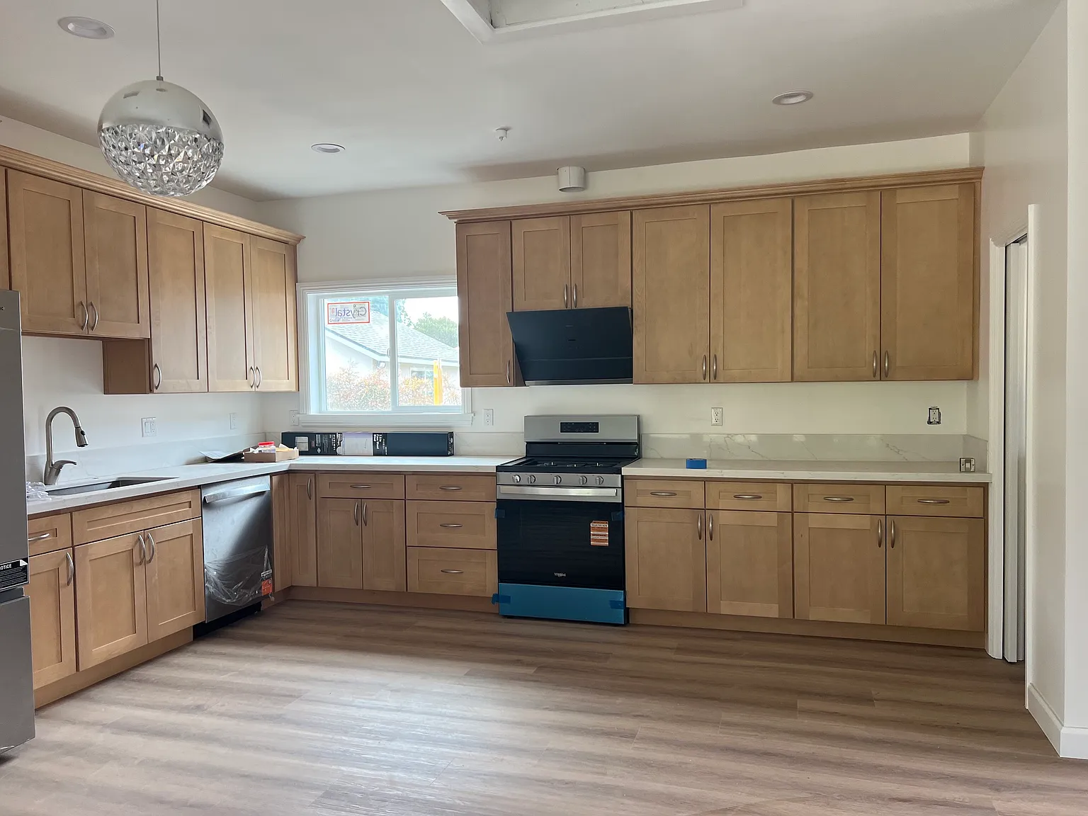 2 bed, 2.5 bath, 1200 sqft, $3,500 — Photo 3
