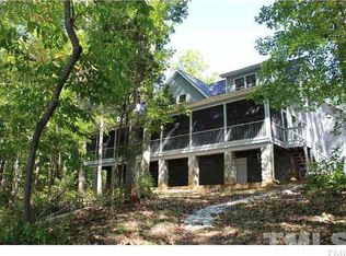 571 Fishermans Point Rd, Roxboro, NC 27574