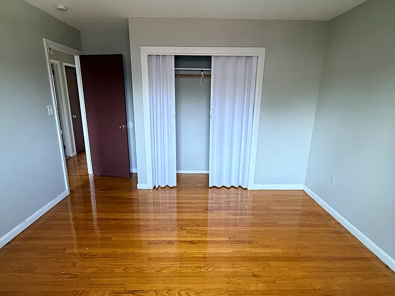 217 Fairfield St #2R — Photo 7