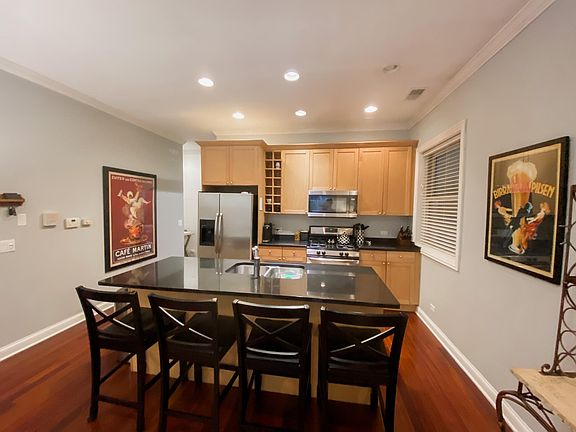 4th image of 1877 N Winnebago Ave #1E