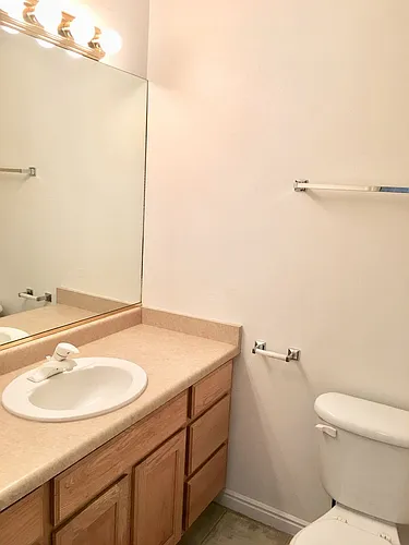 790 N 2720 E Photo 1