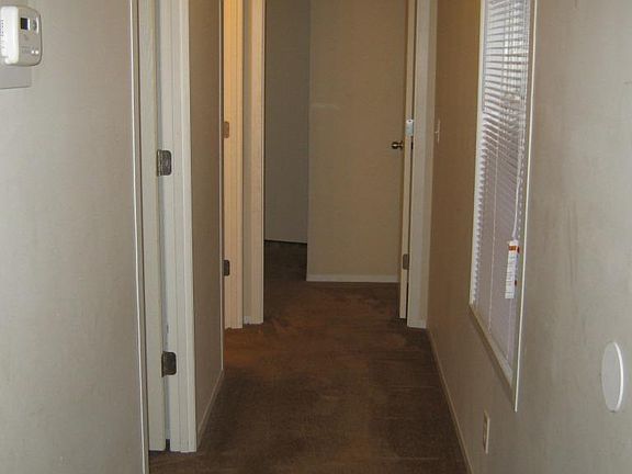 4th image of 9910 Geraldine St #252