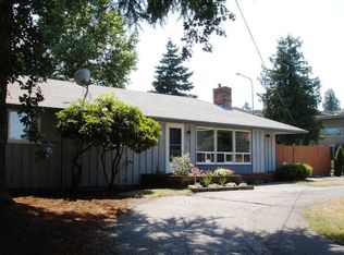 1045 SW 132nd St, Burien, WA 98146