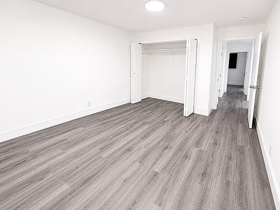 4th image of 510 Lake Shore Dr APT 3