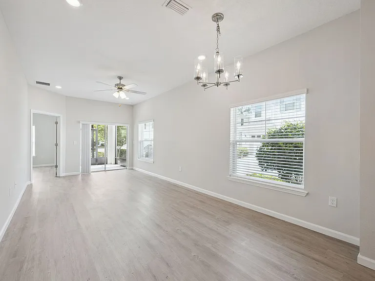 2960 Oak Park Way #41 — Photo 5