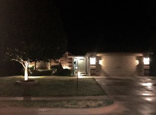 1021 Winepress Rd, Burleson, TX 76028