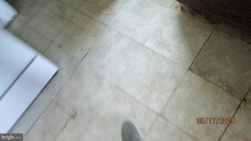 Thumbnail 16