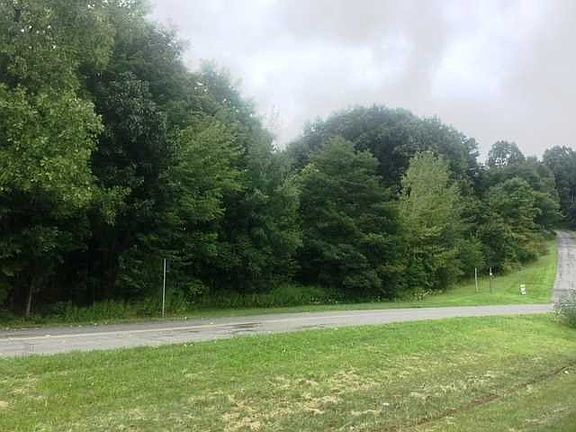 2nd image of 3748 Us Highway 9w