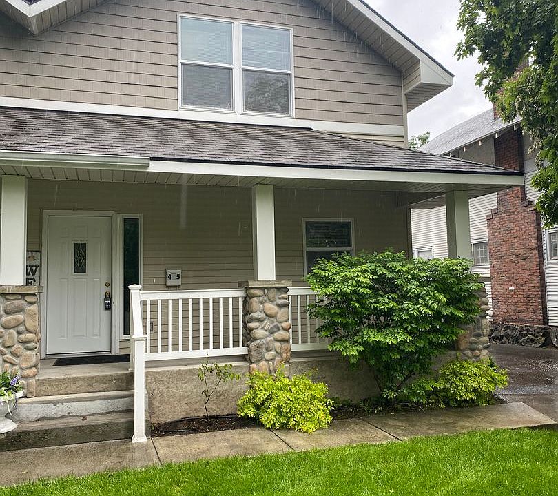1st image of 425 W 14th Ave